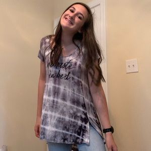 Alya short sleeve, tie-dye shirt.